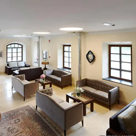 Granda מלון Onís