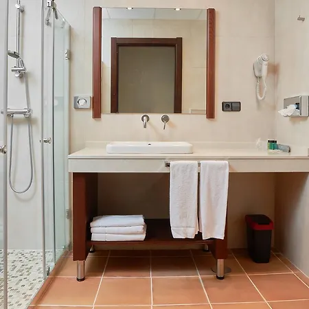 מלון Granda Onís